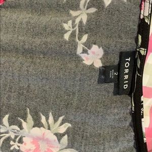 Spring short sleeve v-neck